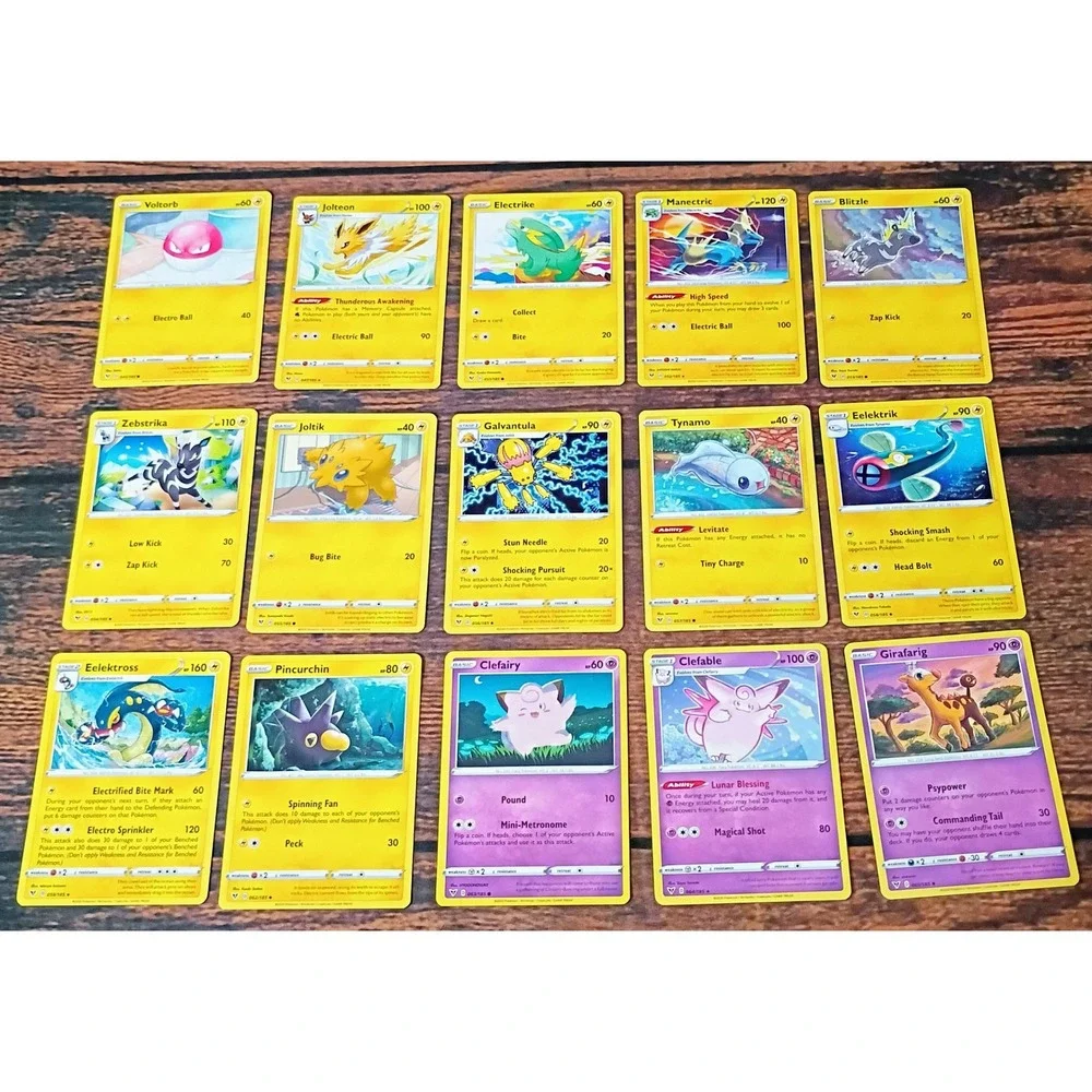 Pokemon TCG Vivid Voltage‎ 116 Card Bulk Lot Charmander Flareon Vaporeon Jolteon
